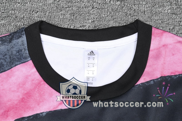 Juventus Rose Black Tracksuit 2020-2021