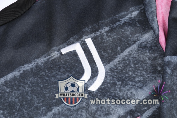 Juventus Rose Black Tracksuit 2020-2021