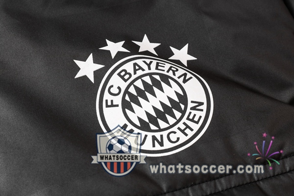 Bayern Munich Black Soccer Down Jacket + Pants 2020-2021