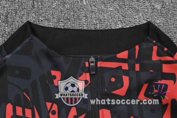 FC Liverpool Black Red Tracksuit 2020-2021