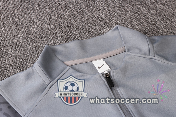 FC Liverpool Light Gray Tracksuit 2020-2021