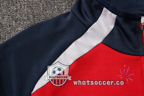 Bayern Munich Red Training Jacket 2021-2022