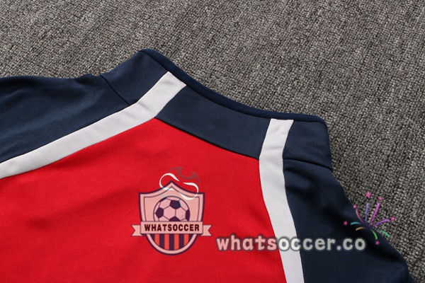 Bayern Munich Red Training Jacket 2021-2022
