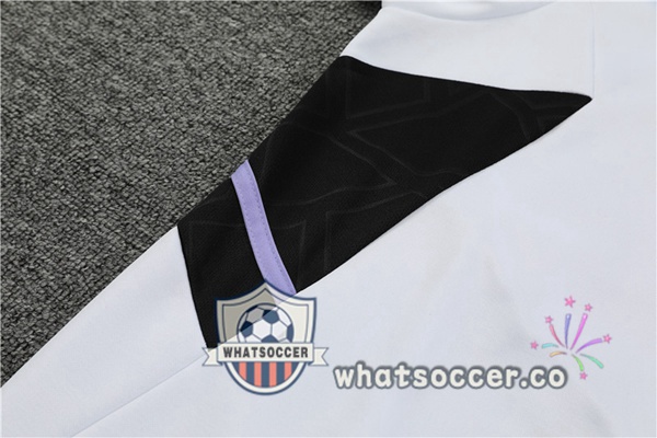Real Madrid White Hooded Jacket 2022-2023