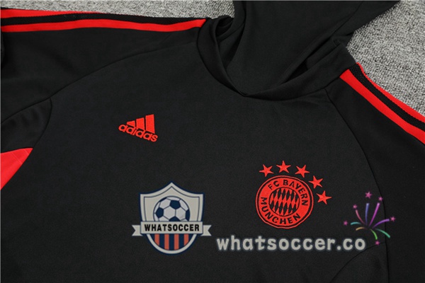 Bayern Munich High Collar Black Tracksuit 2022-2023