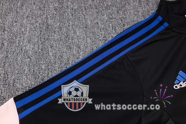 Manchester United Black Tracksuit 2022-2023