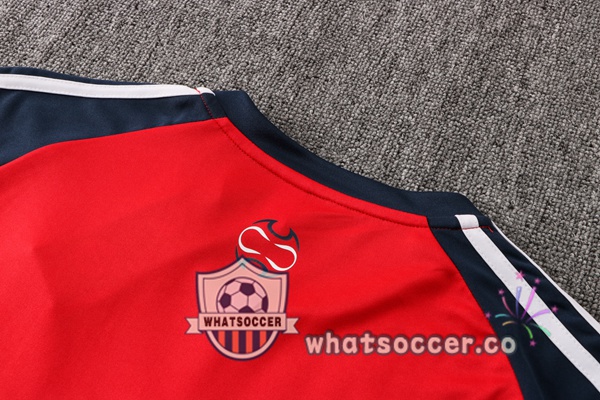 Bayern Munich Training T-Shirts + Pants Red 2021-2022