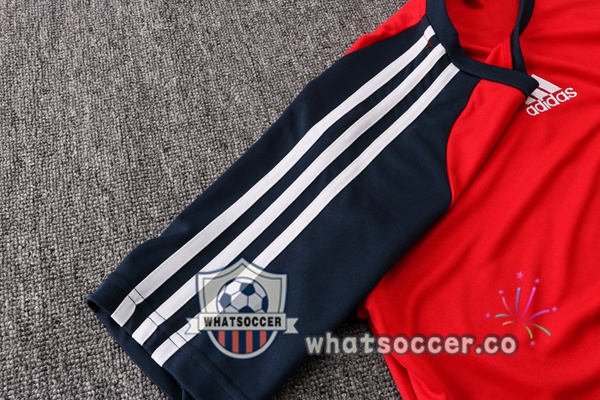 Bayern Munich Training T-Shirts + Pants Red 2021-2022