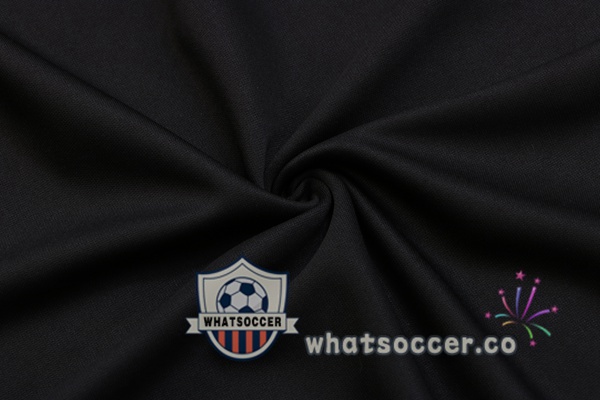 FC Liverpool Black Tracksuit 2022-2023