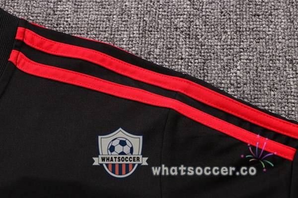 Manchester United Training T-Shirts + Shorts Black 2022-2023