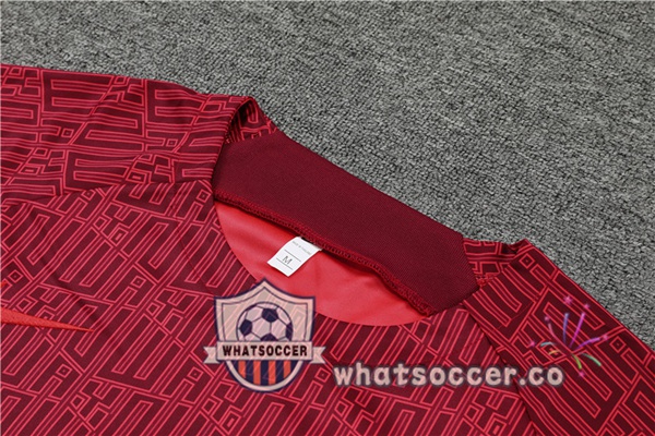 FC Liverpool Red Tracksuit 2022-2023