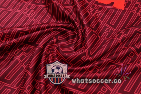 FC Liverpool Red Tracksuit 2022-2023