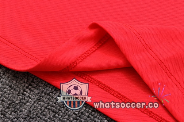 FC Liverpool Training T-Shirts + Shorts Red 2022-2023