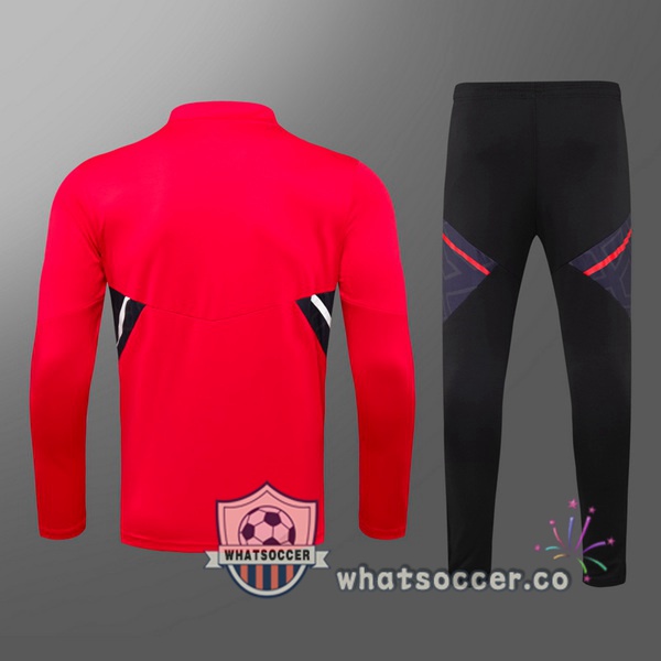 Bayern Munich Red Tracksuit 2022-2023
