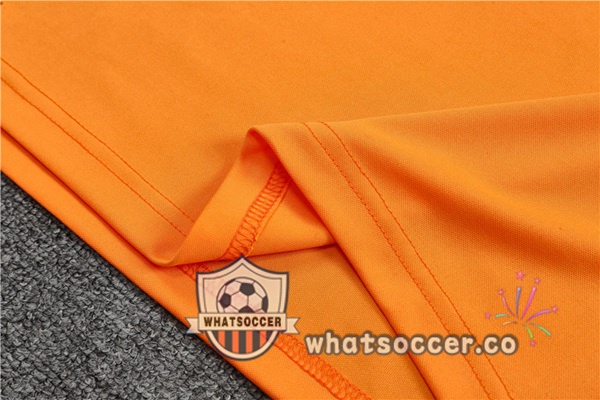 FC Barcelona Training T-Shirts + Shorts Orange 2022-2023