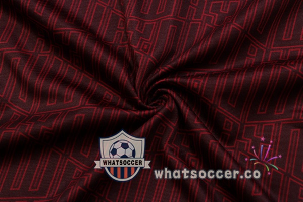 FC Liverpool Training T-Shirts + Shorts Red 2022-2023