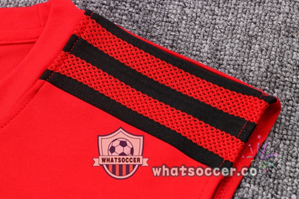Manchester United + Shorts Red Soccer Vest 2022-2023
