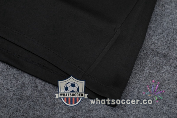 FC Liverpool Black Tracksuit 2022-2023