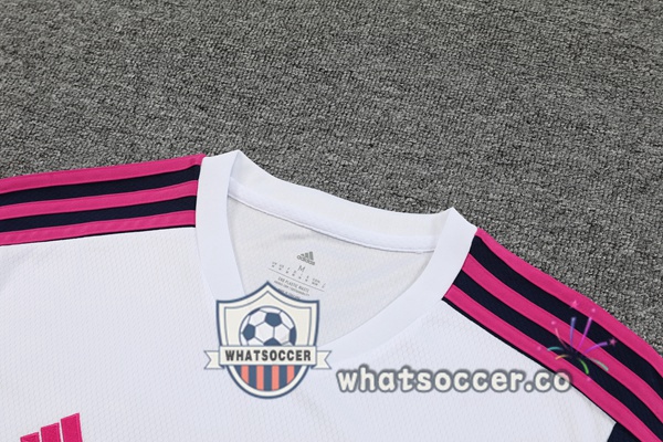 Arsenal Training T-Shirts + Shorts White 2023/2024