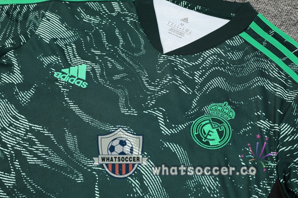 Real Madrid Training T-Shirts + Shorts Green 2023/2024