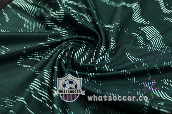 Real Madrid Training T-Shirts + Shorts Green 2023/2024