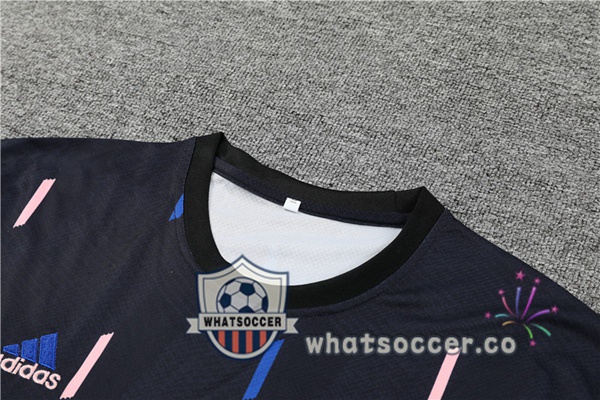 Manchester United Training T-Shirts + Shorts Black 2023-2024