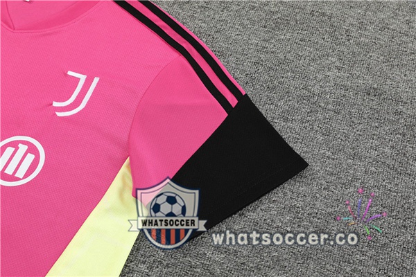 Juventus Training T-Shirts + Shorts Red 2023-2024