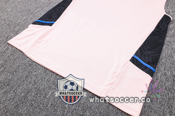Manchester United + Shorts Rose Soccer Vest 2023-2024