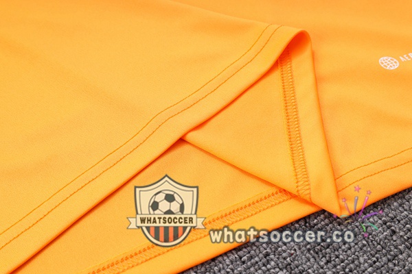 SC Internacional Training T-Shirts + Shorts Orange 2023-2024