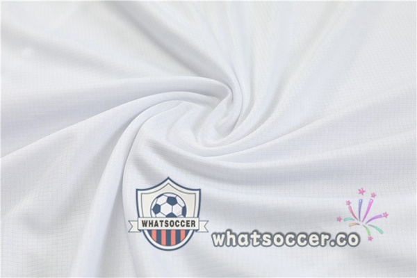Juventus Training T-Shirts + Shorts White 2023-2024
