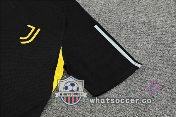 Juventus Training T-Shirts + Shorts Black 2023-2024