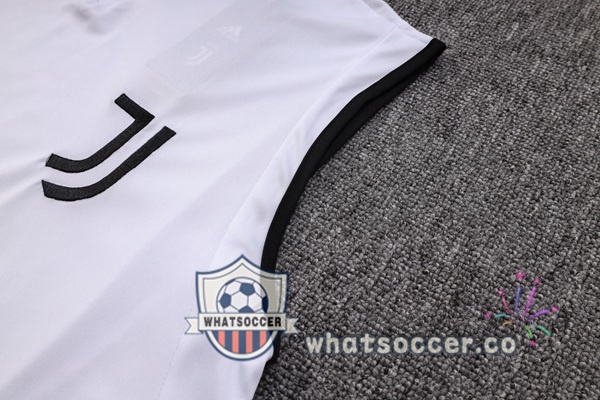 Juventus Soccer Vest + Shorts White 2023-2024