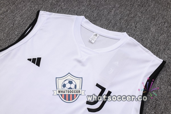 Juventus Soccer Vest + Shorts White 2023-2024