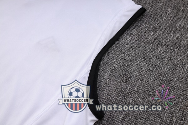 Juventus Soccer Vest + Shorts White 2023-2024