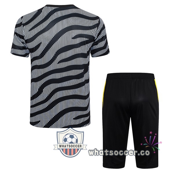 Juventus Training T-Shirts + Shorts Black 2023-2024