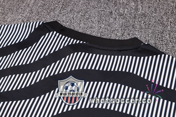 Juventus Training T-Shirts + Shorts Black 2023-2024