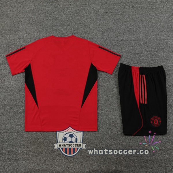 Manchester United Training T-Shirts + Shorts Red 2023-2024