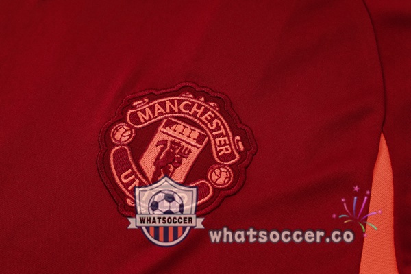 Manchester United Training T-Shirts + Shorts Red 2024-2025