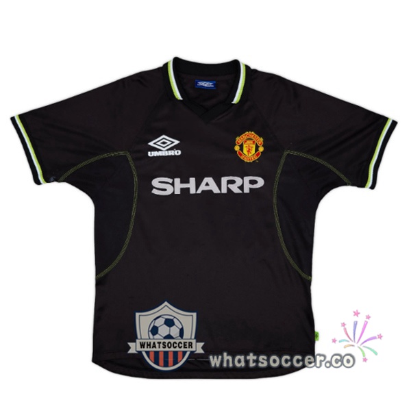 Manchester United Retro Goalkeeper Black 1998-1999 Manchester United Retro Goalkeeper Black 1998-1999
