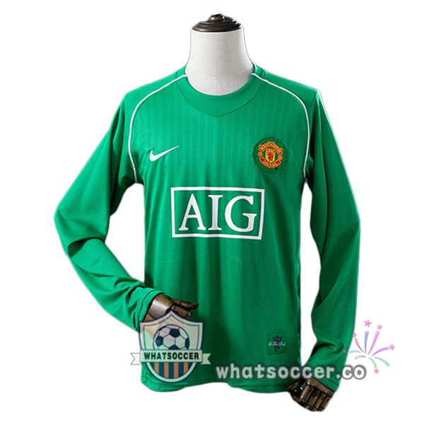 Manchester United Retro Goalkeeper Long Sleeve Green 2007-2008 Manchester United Retro Goalkeeper Long Sleeve Green 2007-2008