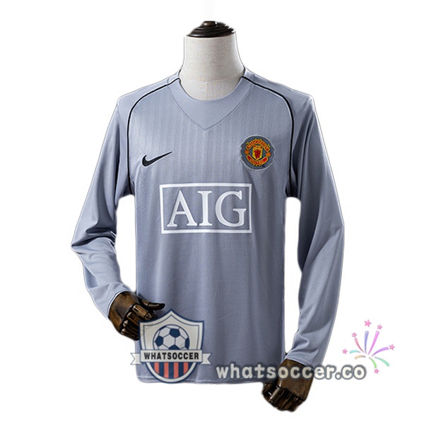 Manchester United Retro Goalkeeper Long Sleeve Gray 2007-2008 Manchester United Retro Goalkeeper Long Sleeve Gray 2007-2008