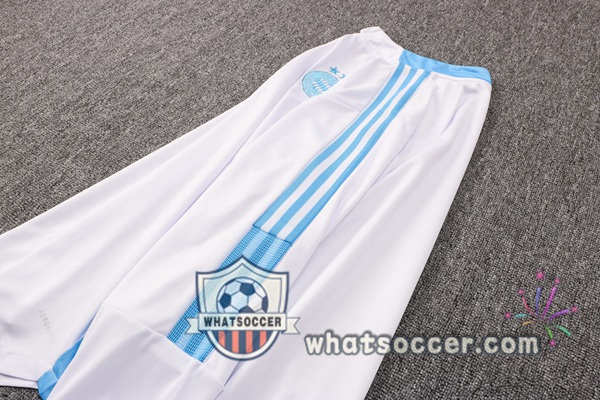 Bayern Munich White Tracksuit 2021-2022