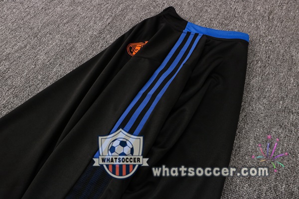 Real Madrid Black Tracksuit 2021-2022