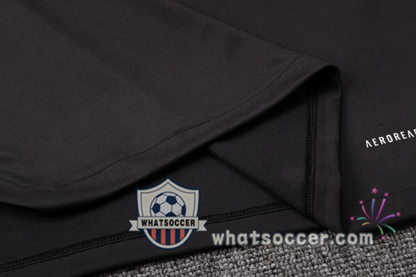 Juventus Training T-Shirt + Pants Black 2021-2022