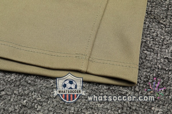 FC Liverpool Yellow Tracksuit 2021-2022