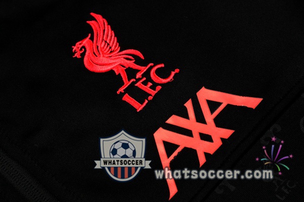 FC Liverpool Black Tracksuit 2021-2022