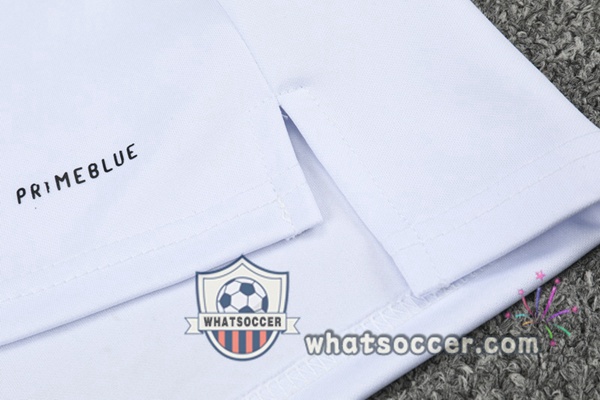 Bayern Munich White Tracksuit 2021-2022