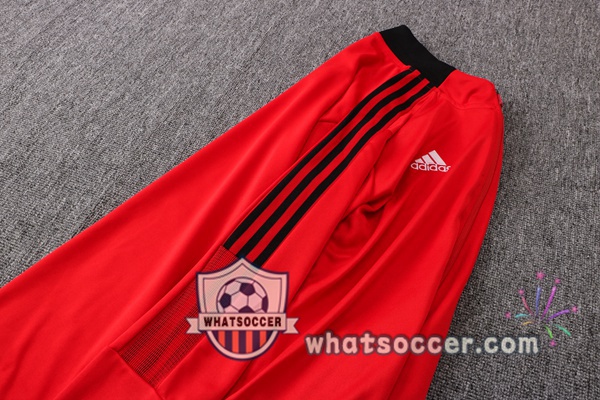 Manchester United RedTraining Jacket 2021-2022