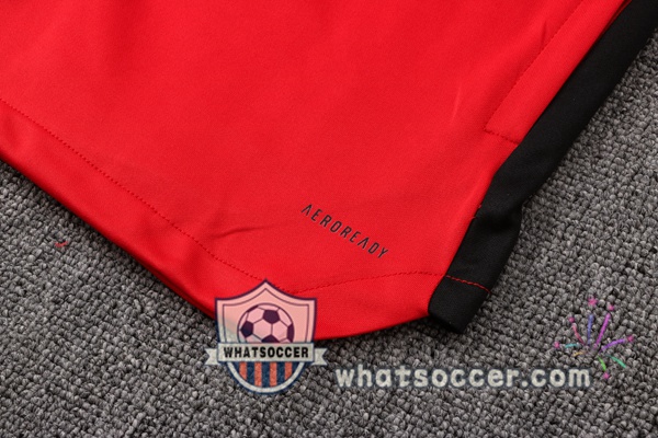 Manchester United RedTraining Jacket 2021-2022