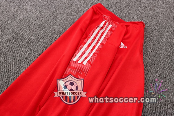 Manchester United Red Tracksuit 2021-2022
